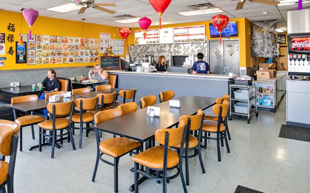 The counter and dining room at Tsing Tsao Chinese Fast Food